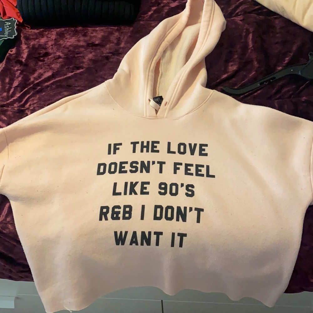Crop top sweater with quote. Great condition